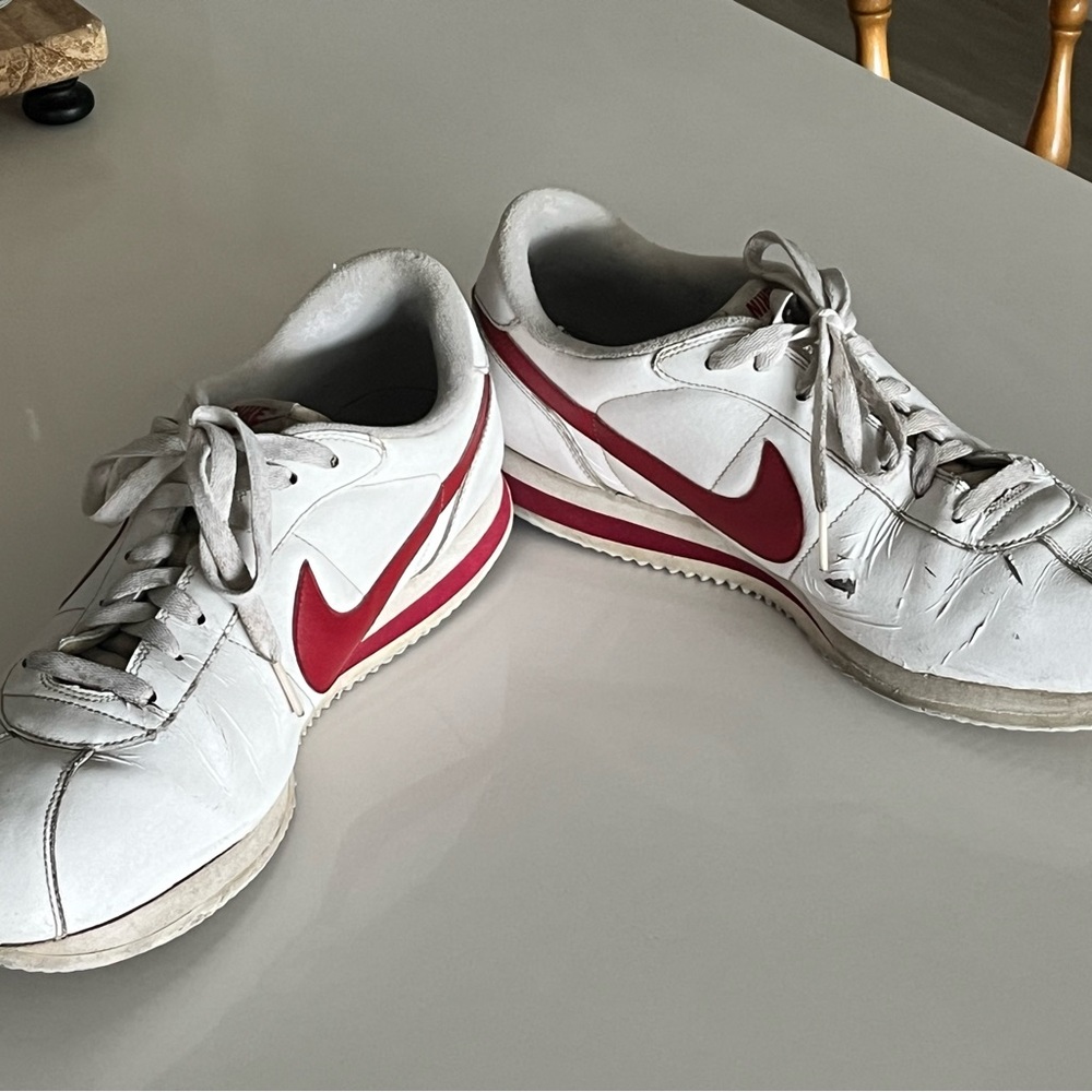 Nike Cortez Sneakers Limited Edition Red Swoosh